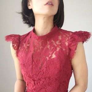 VALENTINE OPEN BACK LACE LONG DRESS